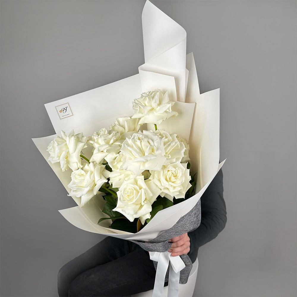 12 Reflexed White Roses Bouquet